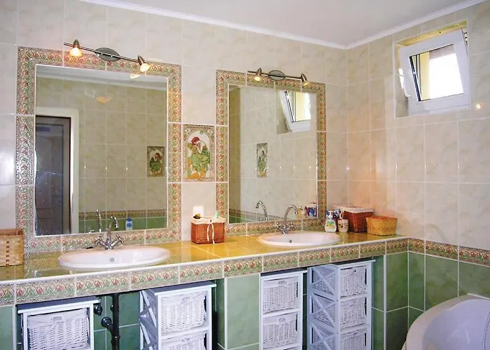 Pelso Vendeghaz בית נופש